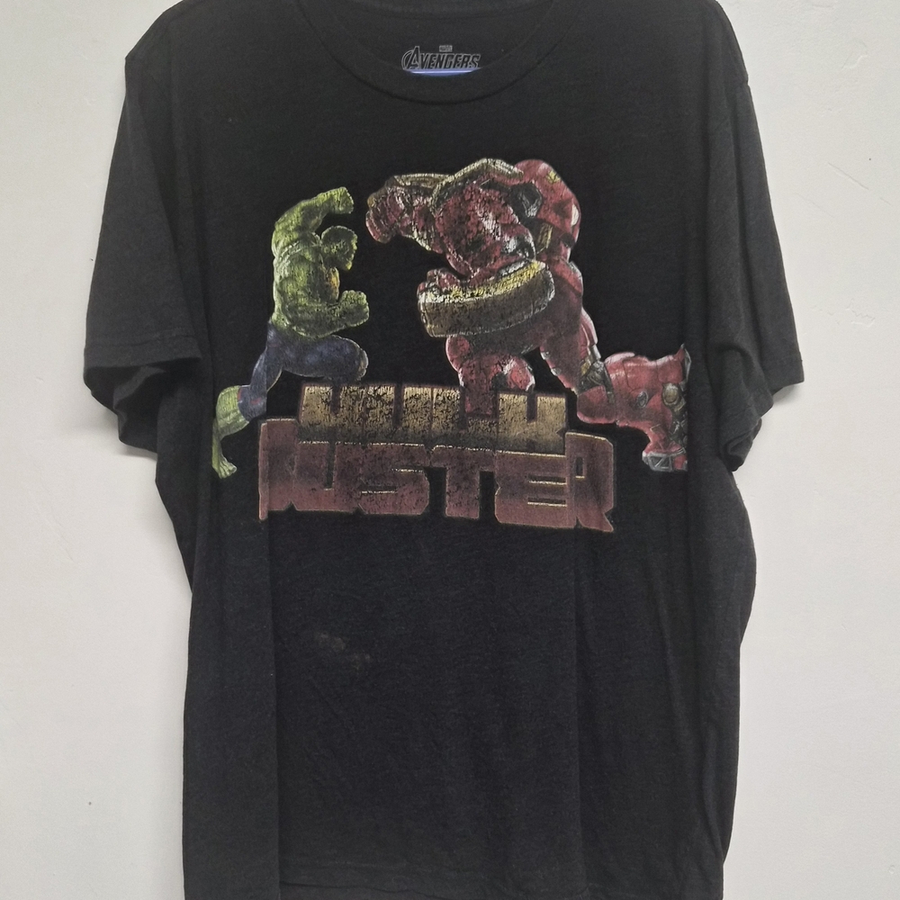 Marvels Avengers:AOU Hulk Vs. Hulk Buster Graphic Tee